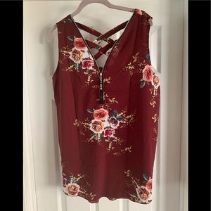 Floral sleeveless crepe like fabric